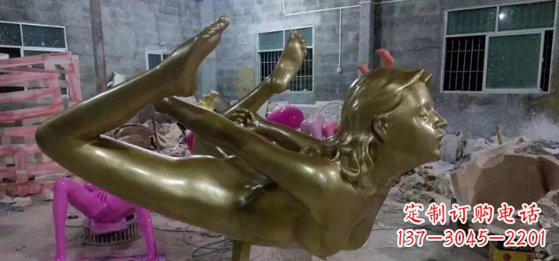 龙岩玻璃钢仿铜瑜伽女人人物雕塑