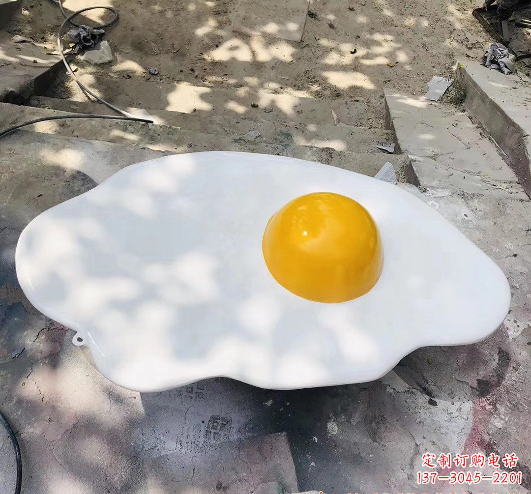 龙岩玻璃钢摊鸡蛋景观雕塑