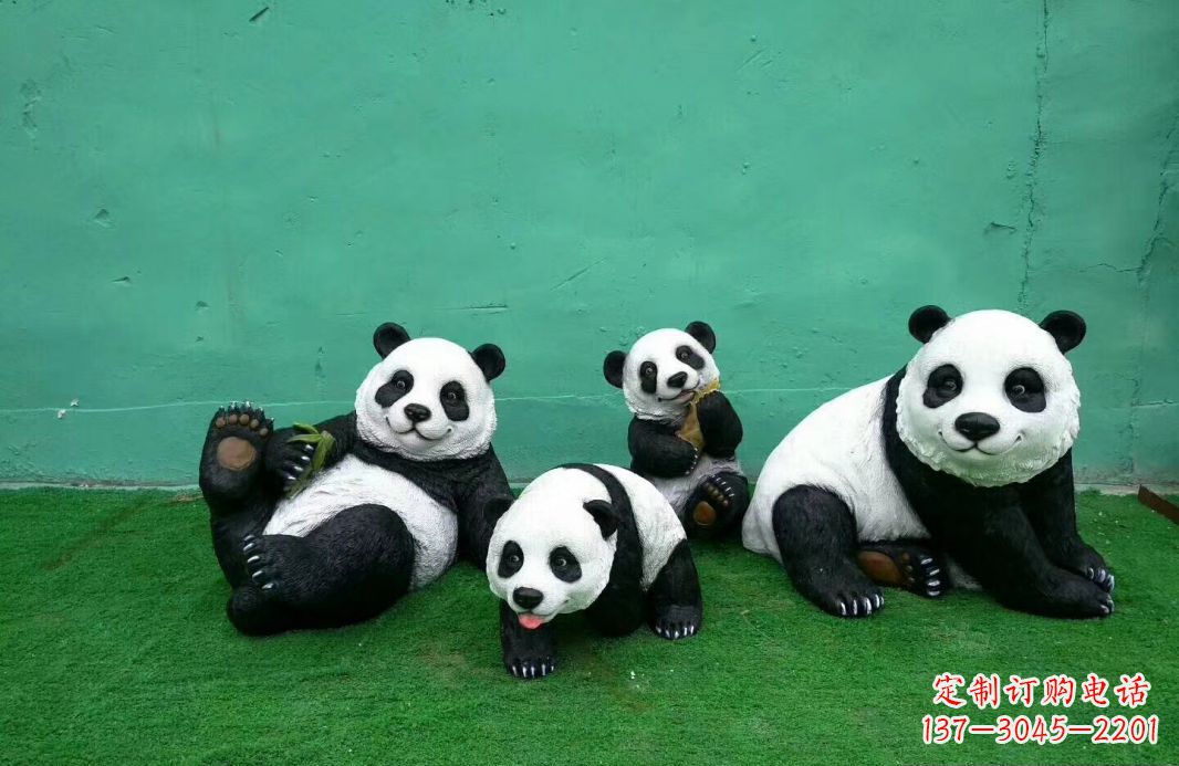 龙岩玻璃钢熊猫动物雕塑