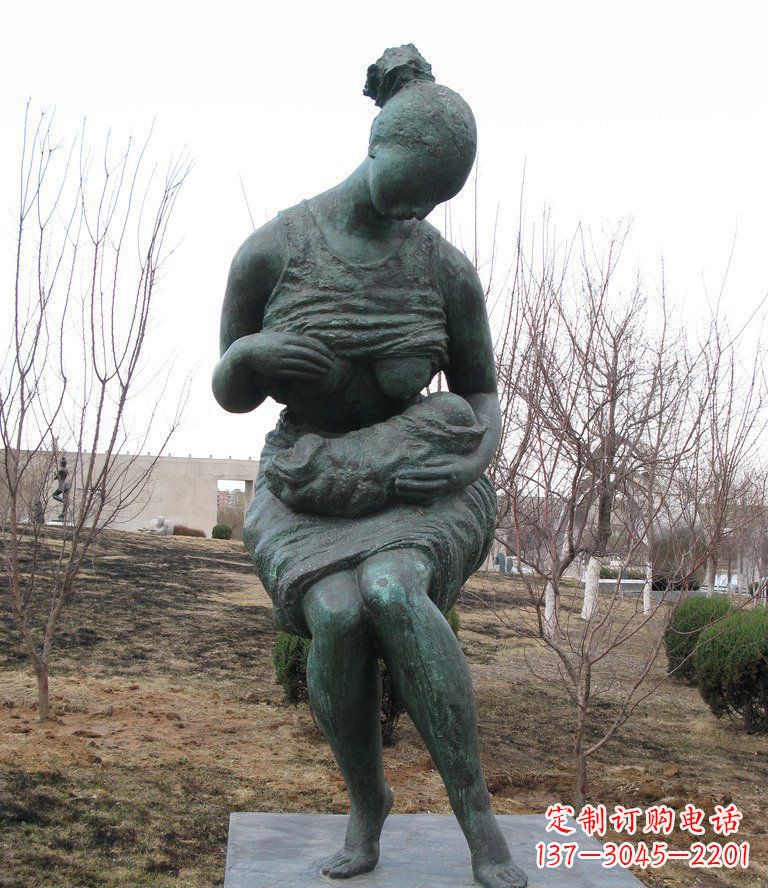 龙岩哺乳的女人公园人物铜雕