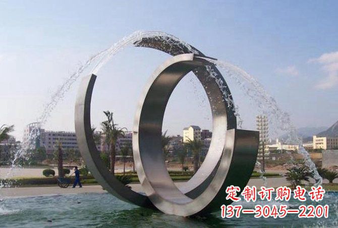 龙岩不锈钢C形喷泉雕塑