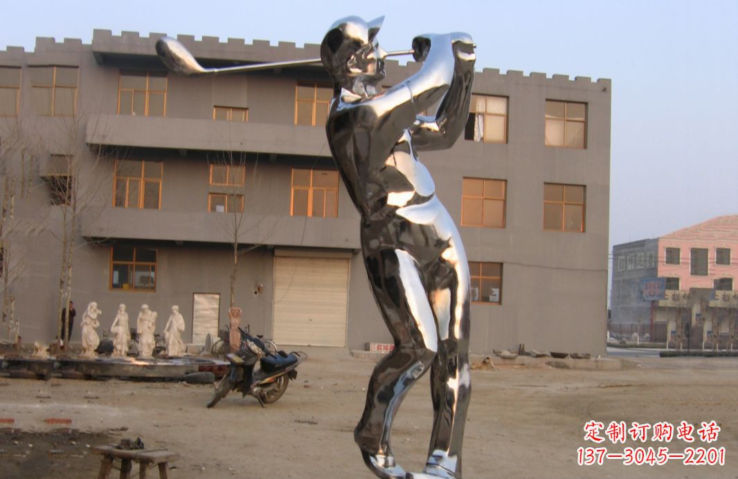龙岩不锈钢打高尔夫球广场雕塑