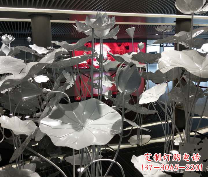 龙岩不锈钢锻造荷花雕塑