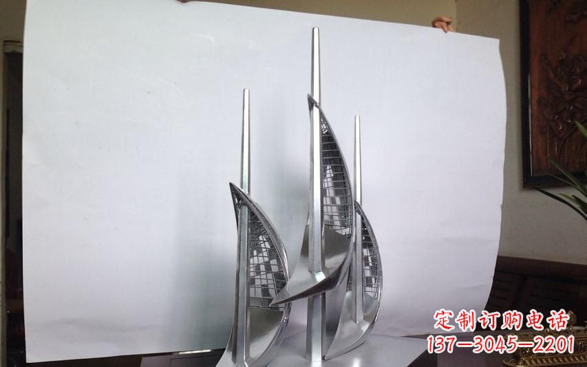 龙岩不锈钢帆船乘风破浪雕塑