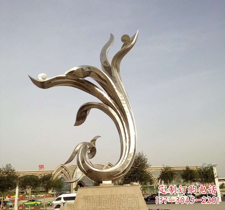 龙岩凤凰雕塑，让不锈钢广场更加精彩