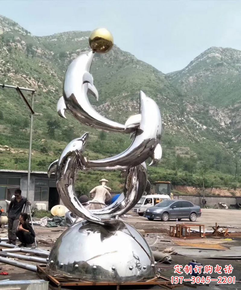 龙岩海豚雕塑不锈钢的精美艺术