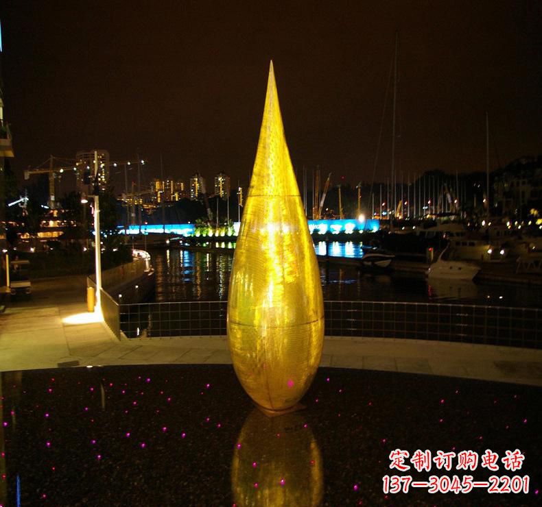 龙岩不锈钢水滴雕塑给环境带来美丽