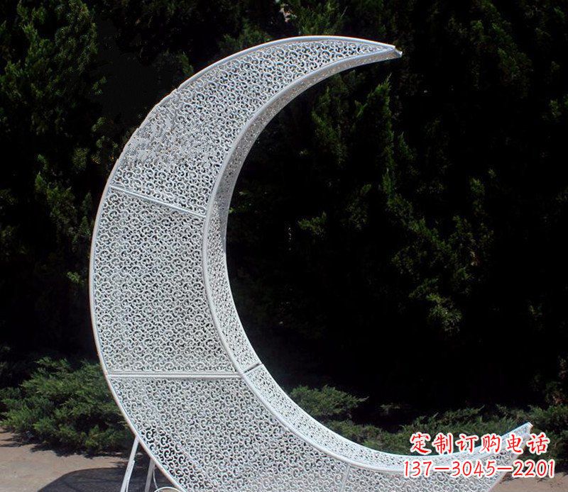 龙岩不锈钢镂空月亮公园雕塑浪漫而又神奇