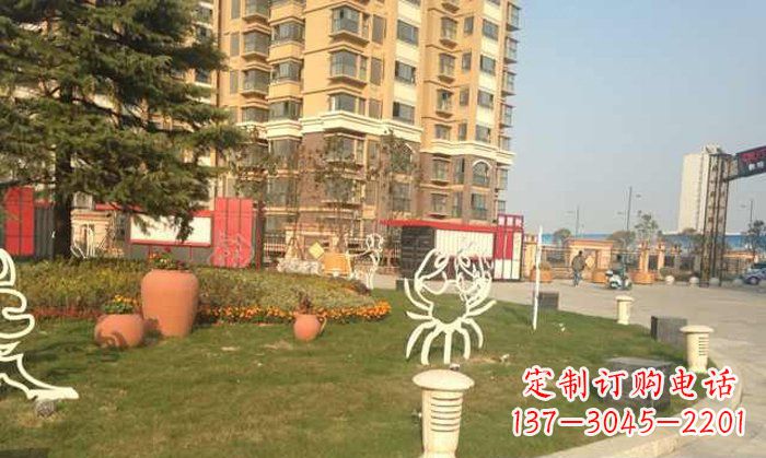 龙岩不锈钢螃蟹雕塑精致美观的艺术之作