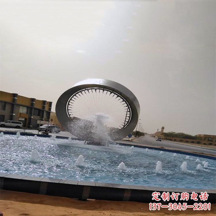 龙岩精美不锈钢喷泉雕塑,增添环形绿景魅力