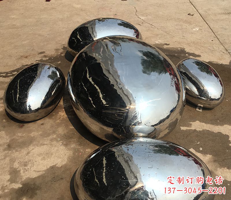 龙岩精致灵动的不锈钢水滴雕塑