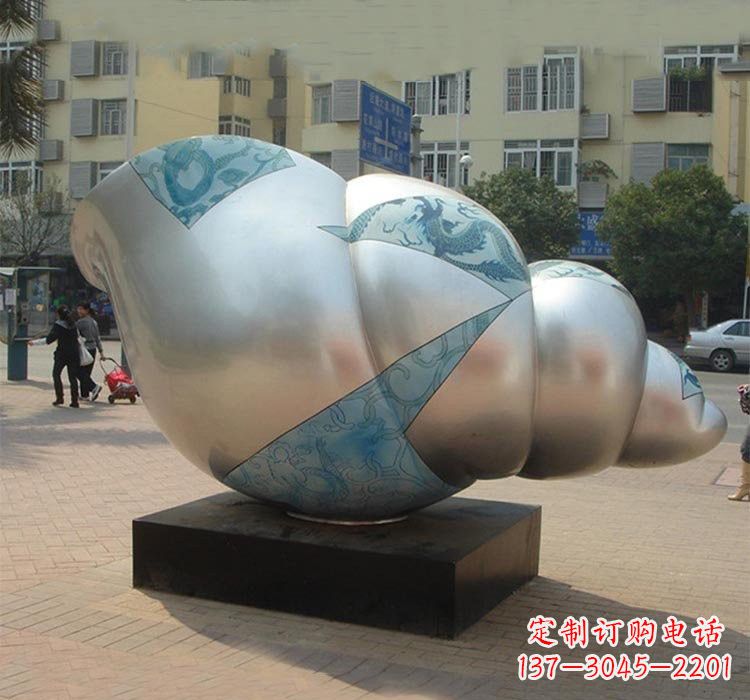 龙岩不锈钢海螺雕塑——给小区增添美的魅力