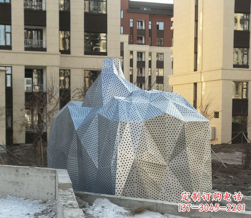 龙岩不锈钢小区假山雕塑雕塑点缀小区美景
