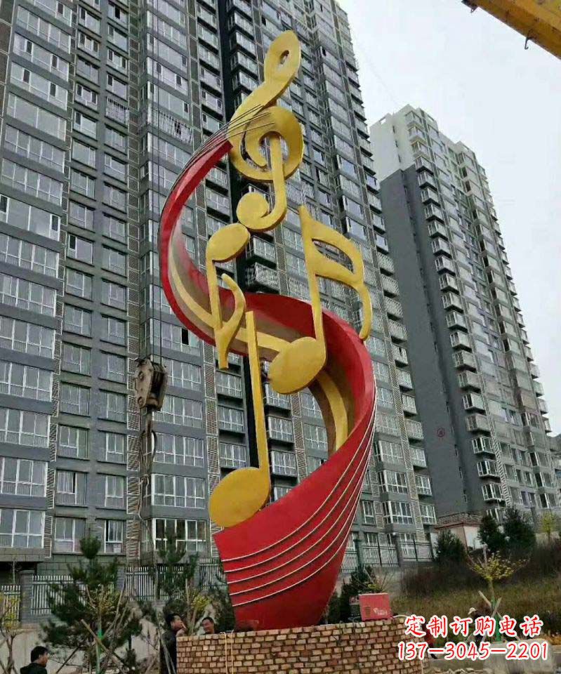 龙岩不锈钢小区音符雕塑传递音乐的魅力