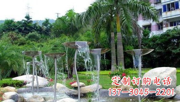 龙岩不锈钢喷泉雕塑——艺术之美