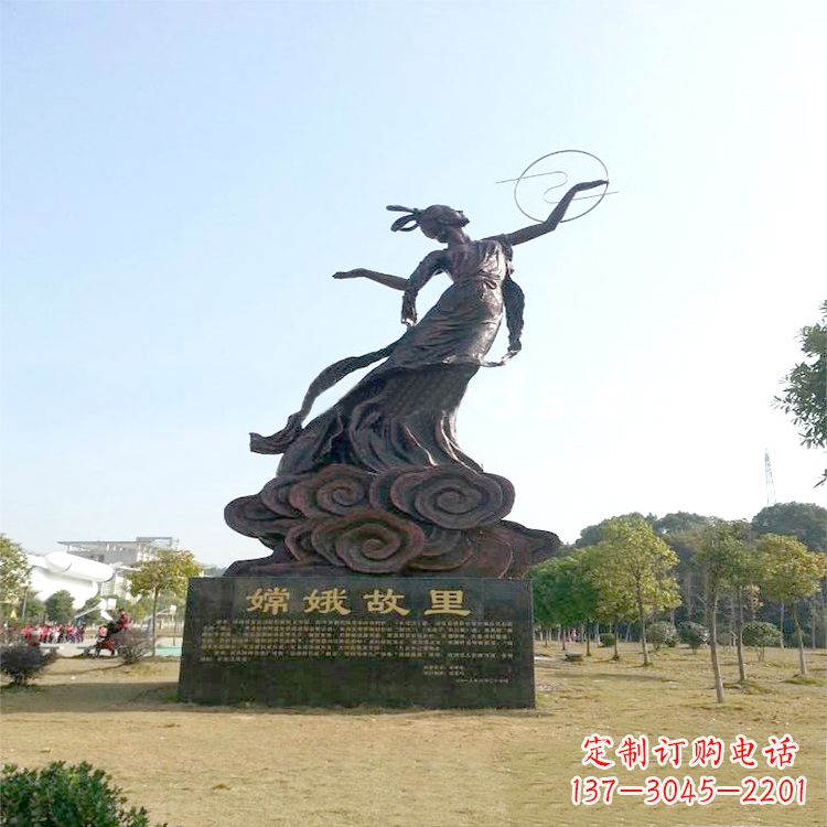龙岩嫦娥传说一座神秘的雕像