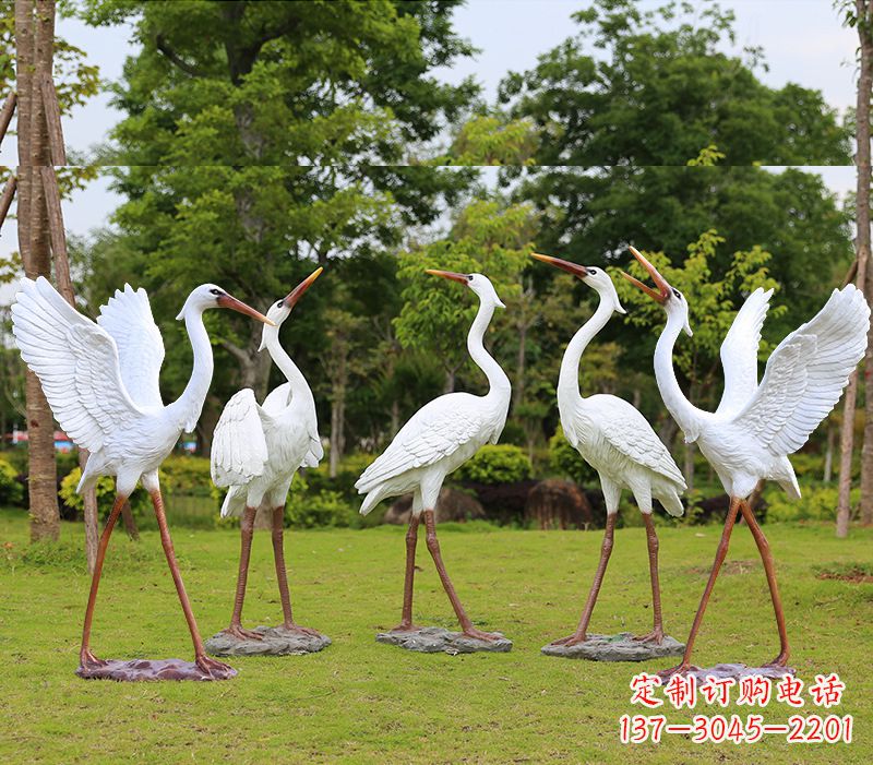 龙岩精美仙鹤雕塑——玻璃钢材质的绝美佳作