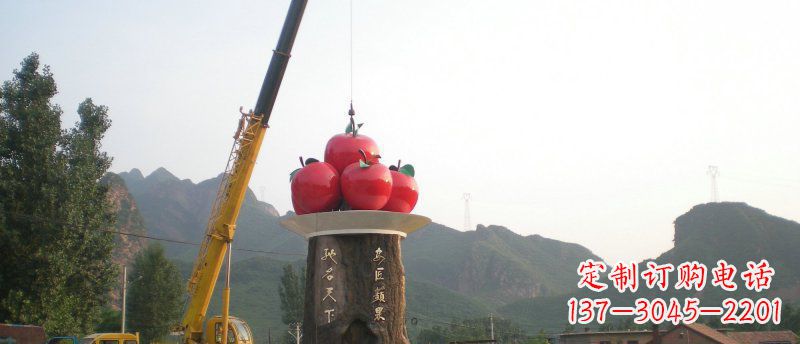 龙岩不锈钢苹果雕塑缔造城市风采