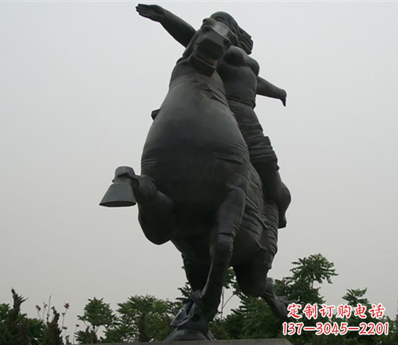 龙岩骑马雕塑跨越时空的传奇