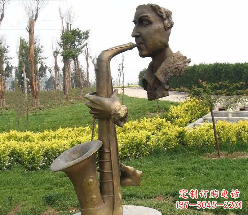 龙岩萨克斯雕塑艺术的精美表现