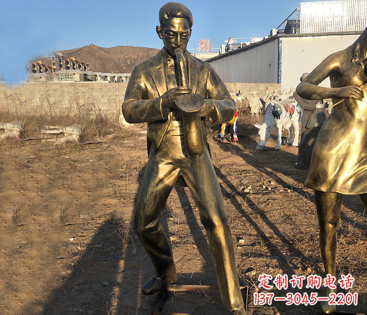 龙岩铜雕萨克斯风音乐人物