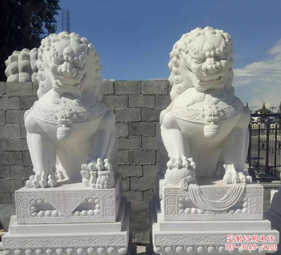 龙岩该雕塑。
