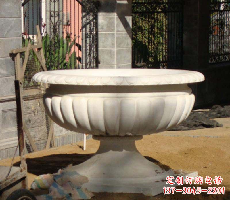 龙岩精美大理石花盆雕塑