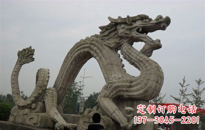 龙岩大理石龙雕塑,象征着力量与尊贵
