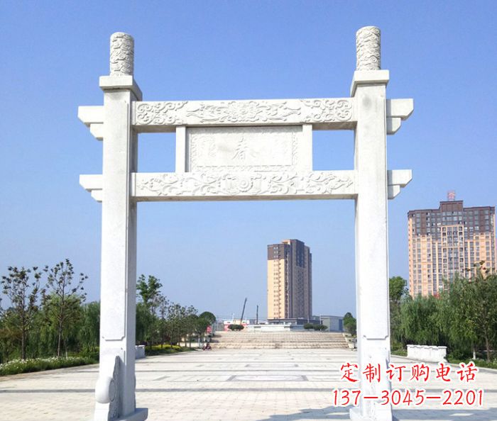 龙岩石牌楼雕塑——精美的浓缩艺术