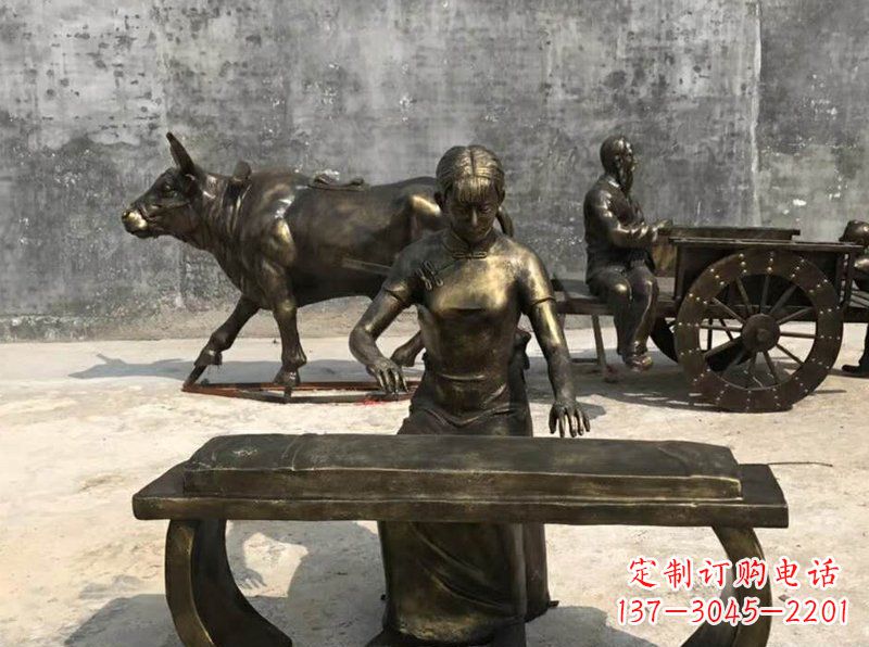 龙岩铜制古筝人物校园景观雕塑