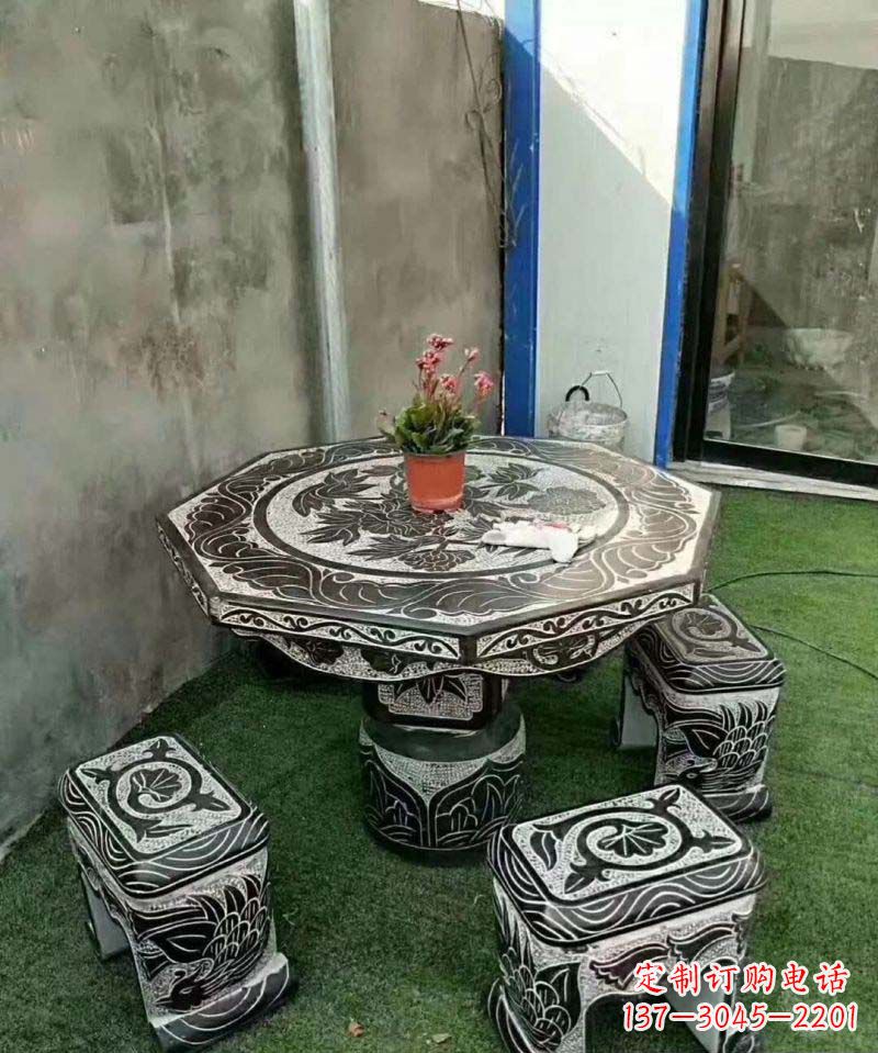 龙岩多边形石头桌凳雕塑