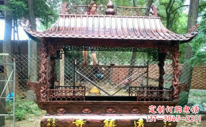 龙岩方形寺庙香炉铜雕塑