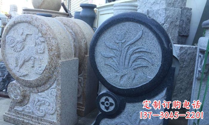 龙岩传统仿古抱鼓门墩雕塑