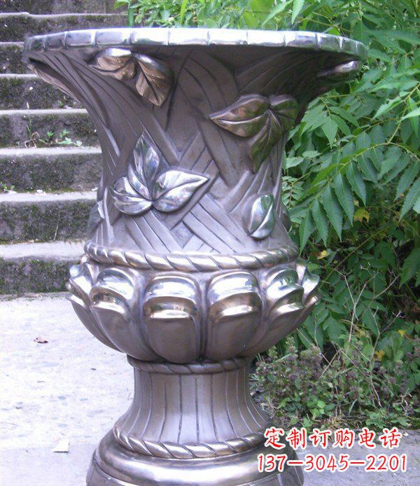 龙岩玻璃钢花盆雕塑