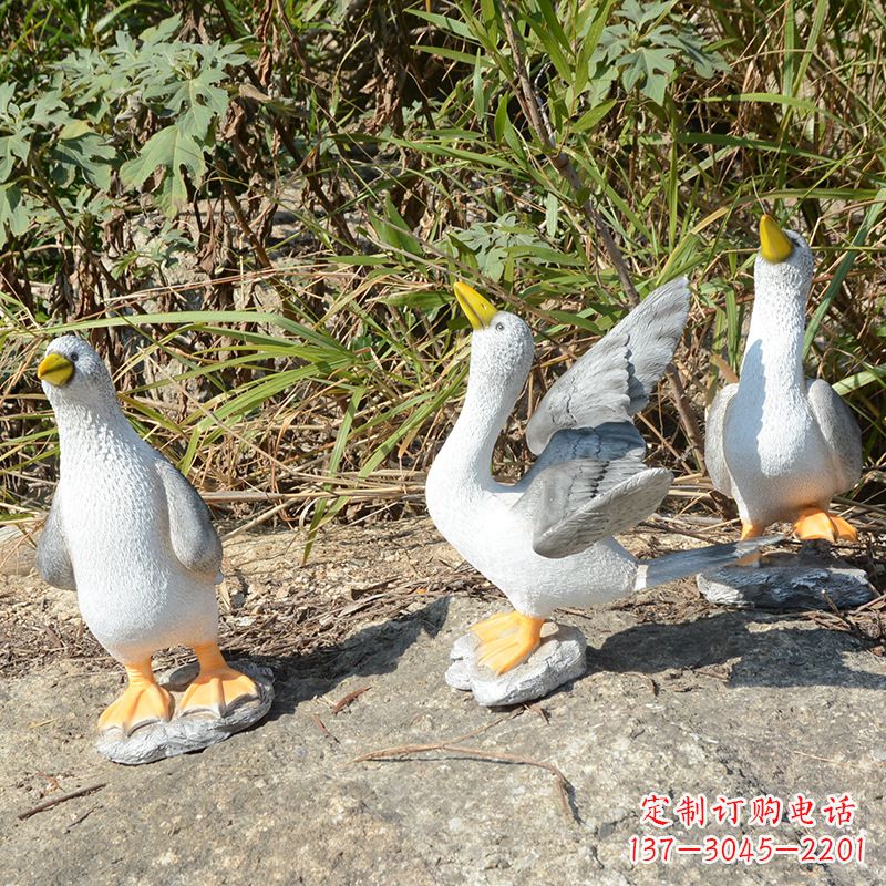 龙岩象征和平的和平鸽雕塑