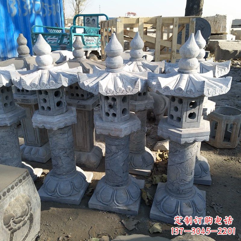 龙岩高墩青石中式灯笼雕塑