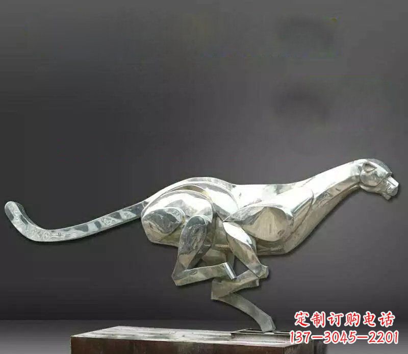 龙岩公园不锈钢奔跑的豹子动物雕塑