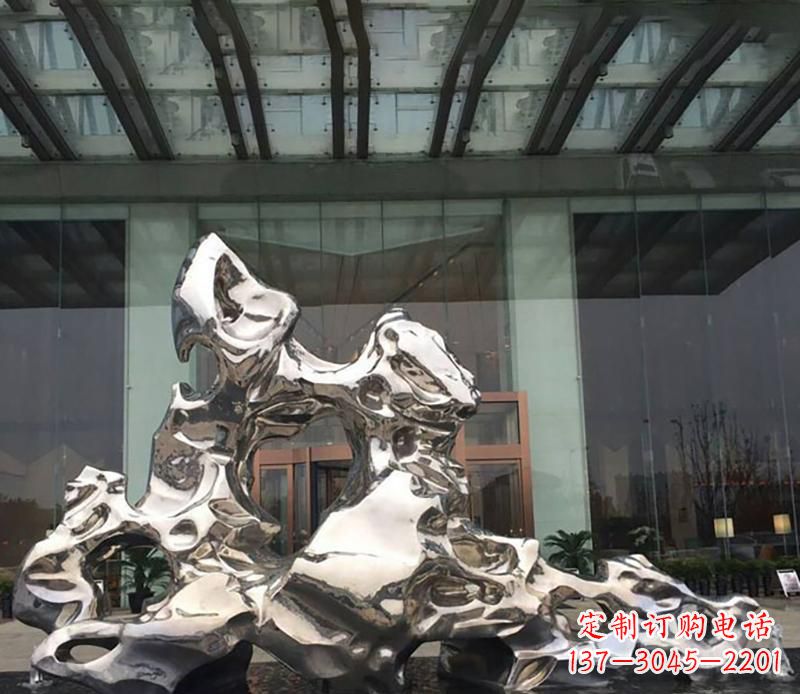 龙岩精美太湖石雕塑