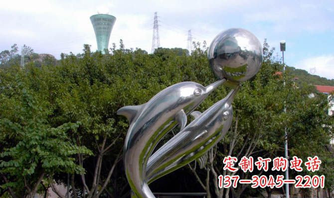 龙岩高贵静谧的不锈钢海豚顶球雕塑