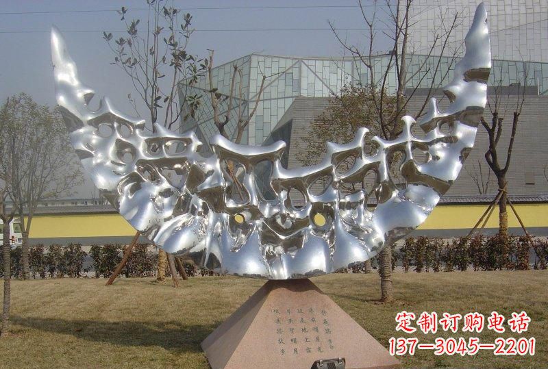 龙岩新款不锈钢月亮景观雕塑