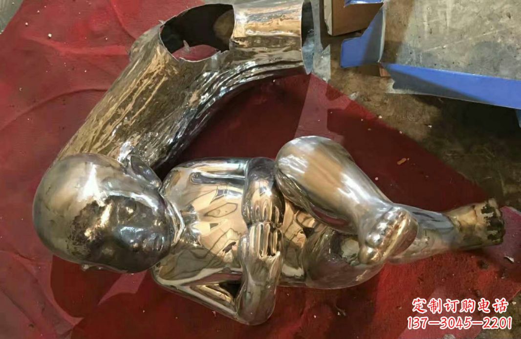 龙岩风格时尚可爱的不锈钢儿童雕塑