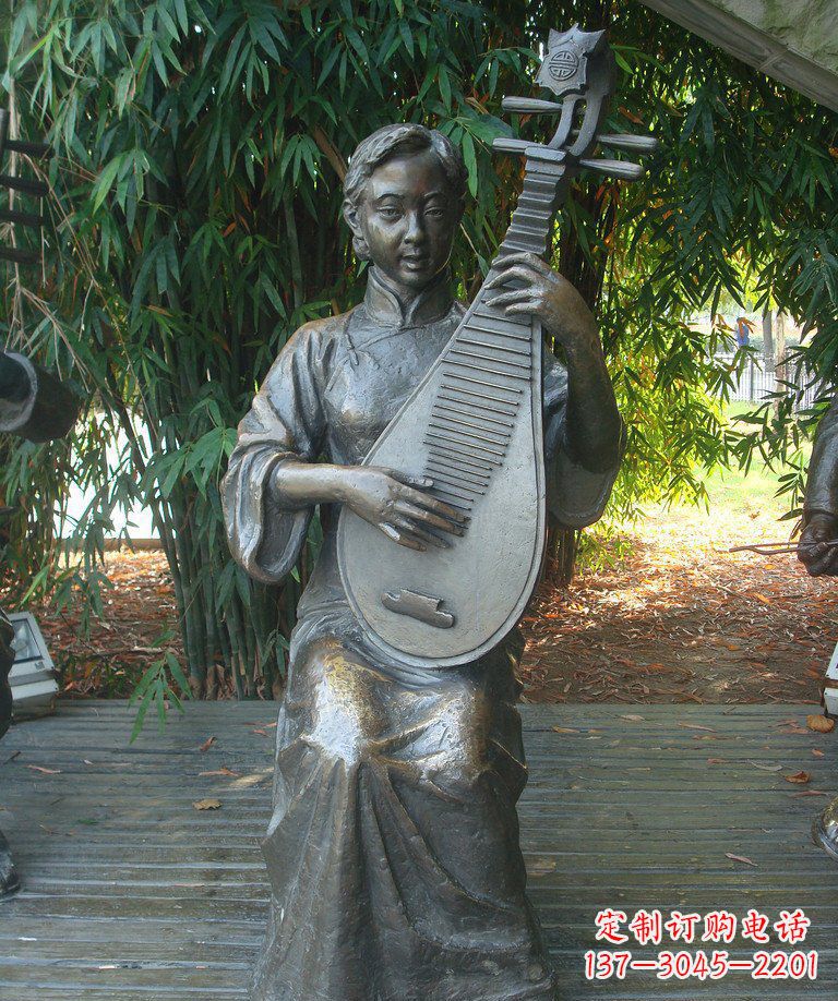 龙岩精美绝伦的琵琶女郎铜雕