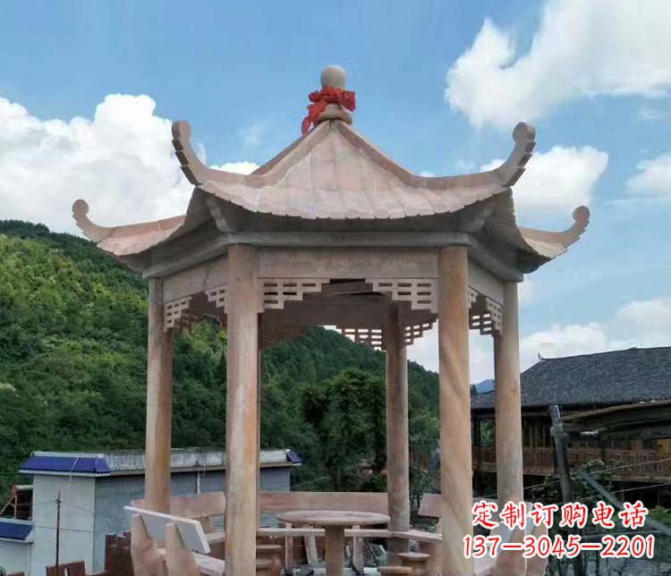 龙岩一流的公园晚霞红六角石雕凉亭