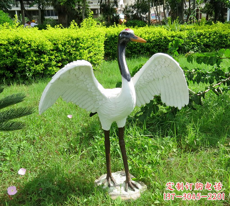 龙岩中领雕塑精美的仙鹤雕塑