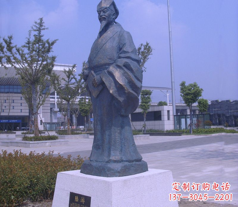 龙岩古代陆游诗人雕塑