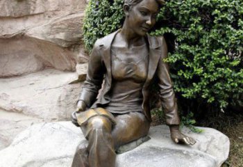 龙岩中领雕塑精美 静谧 的女人铜雕