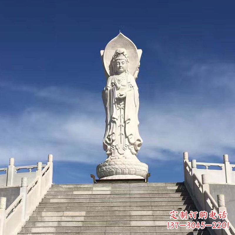 龙岩景区广场大型三面观音石雕景观雕塑