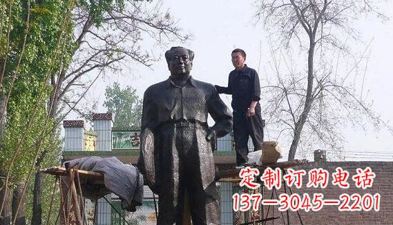 龙岩荣耀无双，中领雕塑推出毛主席伟人铜雕