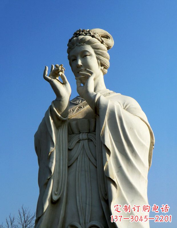 龙岩精美绝伦的古代美女雕像