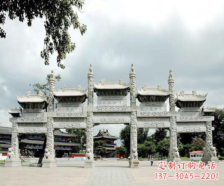 龙岩石雕五门牌坊